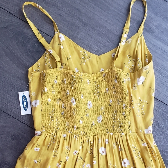 Floral Romper - Picture 2 of 4